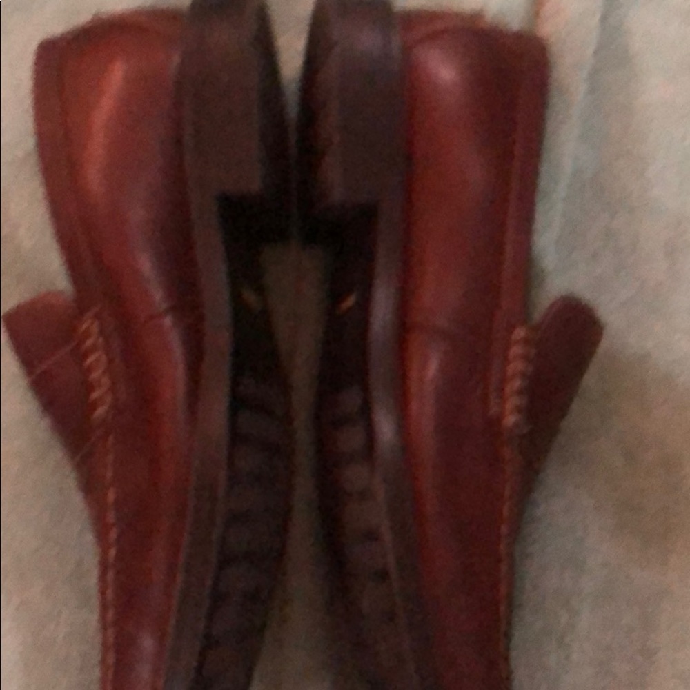 Shoes 10 - Picture 2 of 6